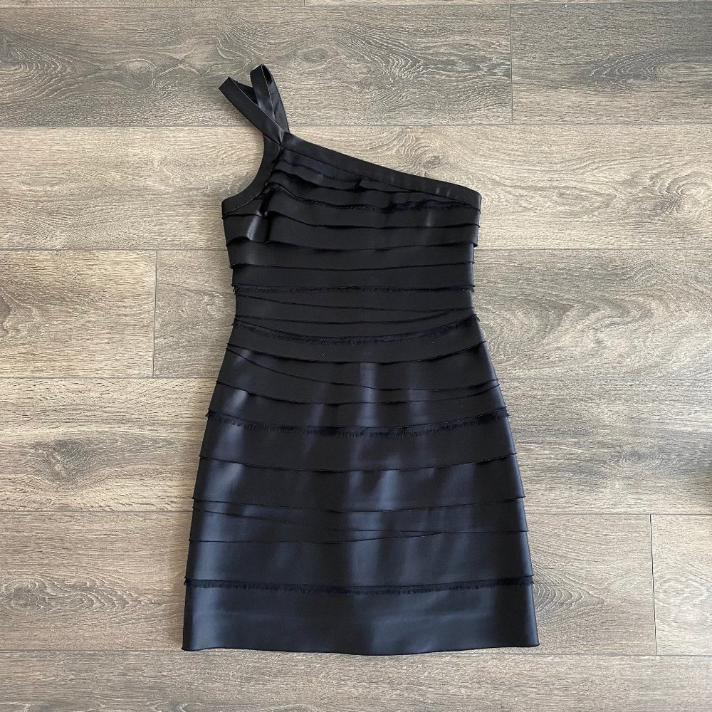 BCBG MAXAZRIA Black Layered Single-Shoulder Dress